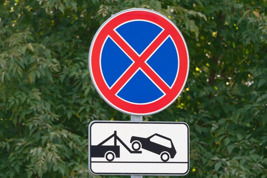 Pravidla silničního provozu a předpisy