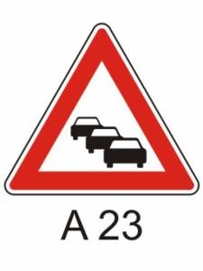 A23 - Kolona - výstražná dopravní značka
