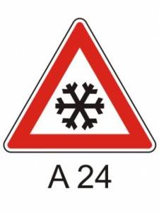 A24 - Náledí - výstražná dopravní značka