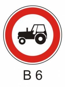 B6 - Zákaz vjezdu traktorů - zákazová dopravní značka