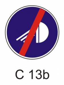 C13b - rozsviť světla - konec - příkazová dopravní značka