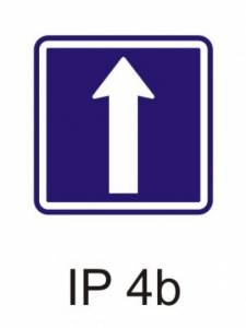 IP4b - jednosměrný provoz - informativní provozní dopravní značka